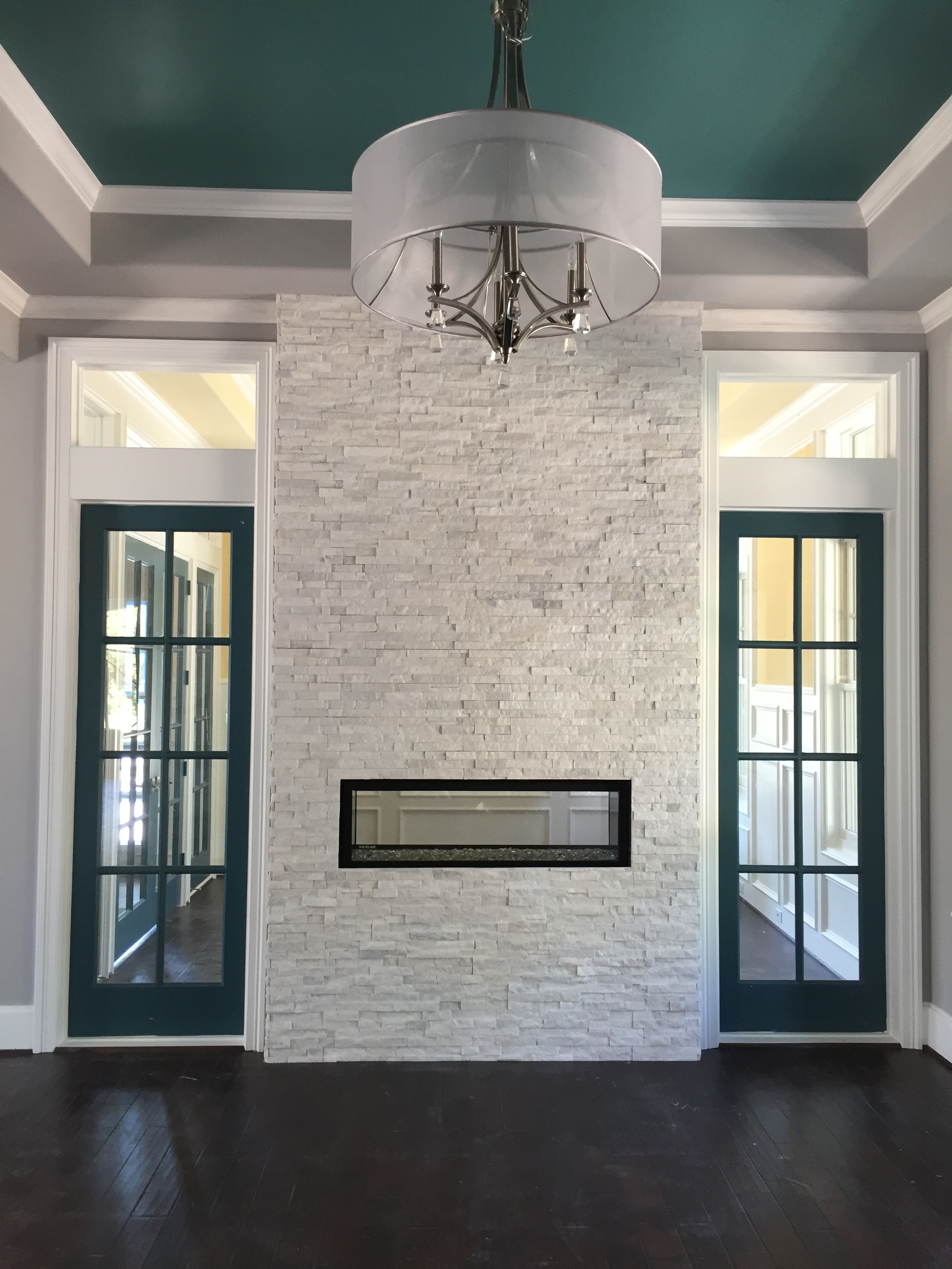 Artic White Ledgestone | Legends Stone | Natural Stone | Building Stone