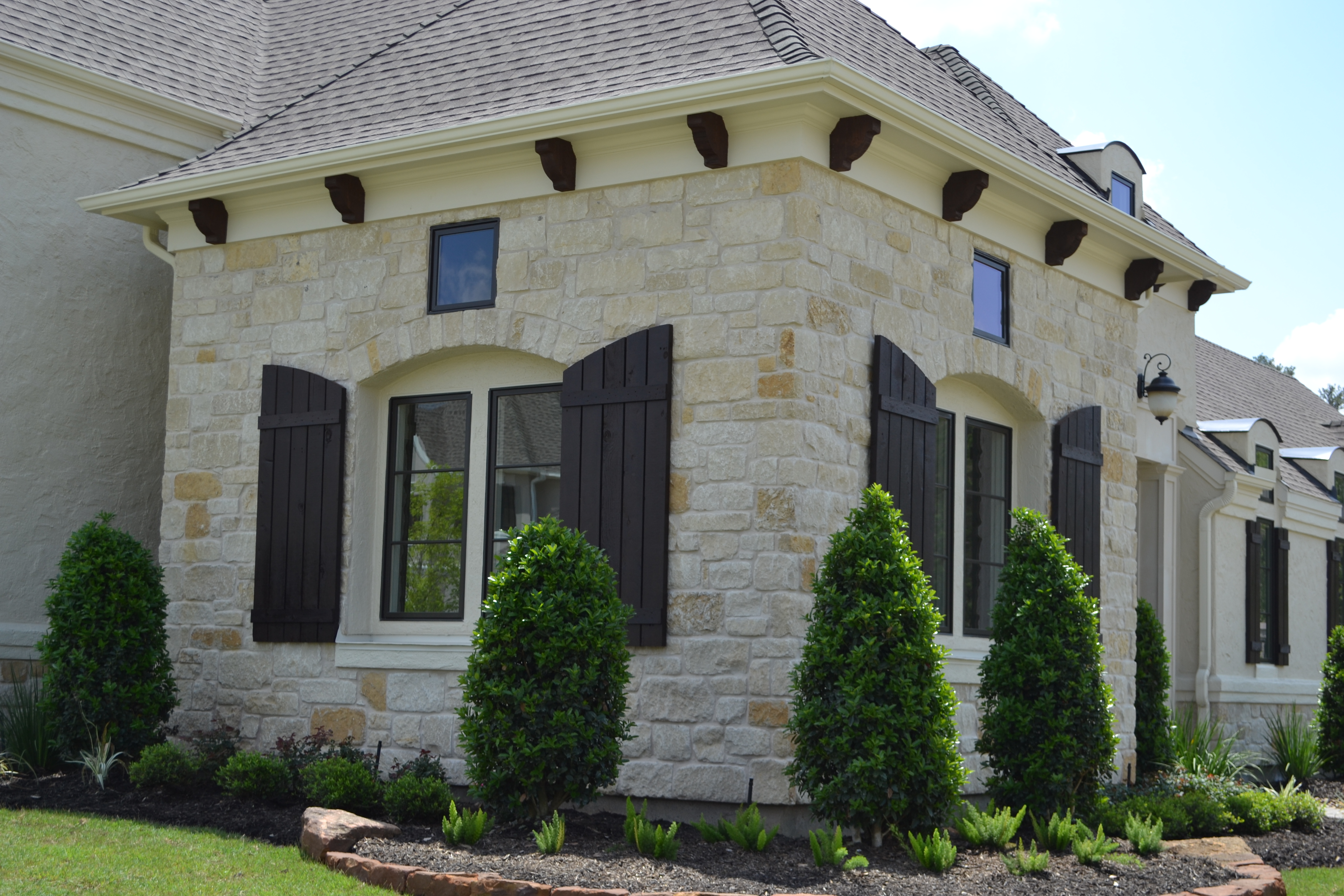 French Country Blend, Building Stone, Chop / Ashlar, Custom Stone Blends,  LEED Certified