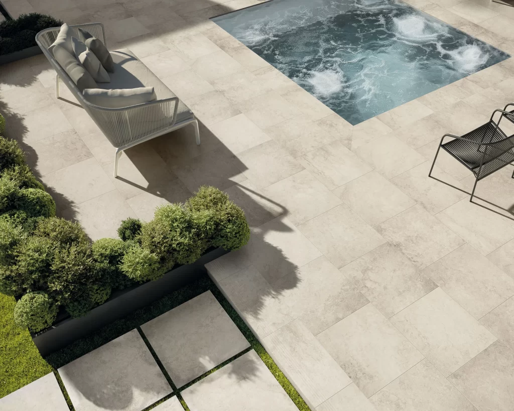 lmk_trail_08_living-sul-lago-out_p2-webjpg